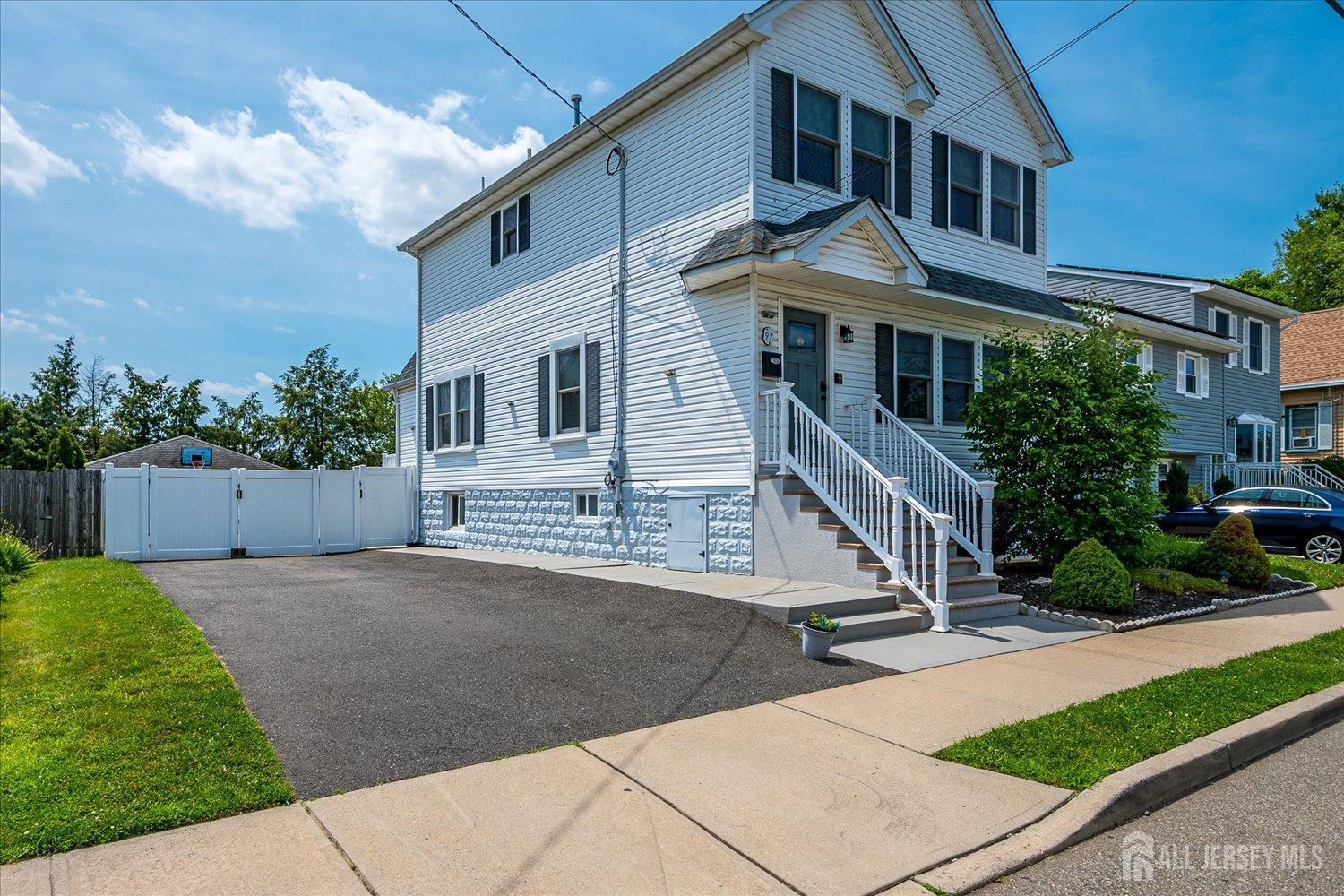 97 Boehmhurst Avenue, Sayreville, NJ, 08872