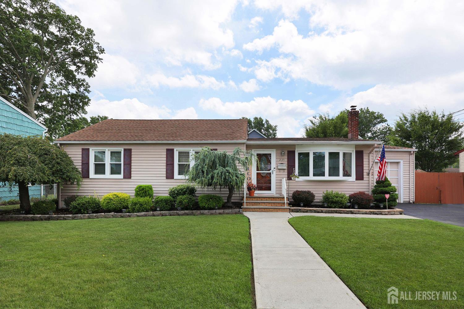 235 Mawbey Street, Woodbridge Proper, NJ, 07095