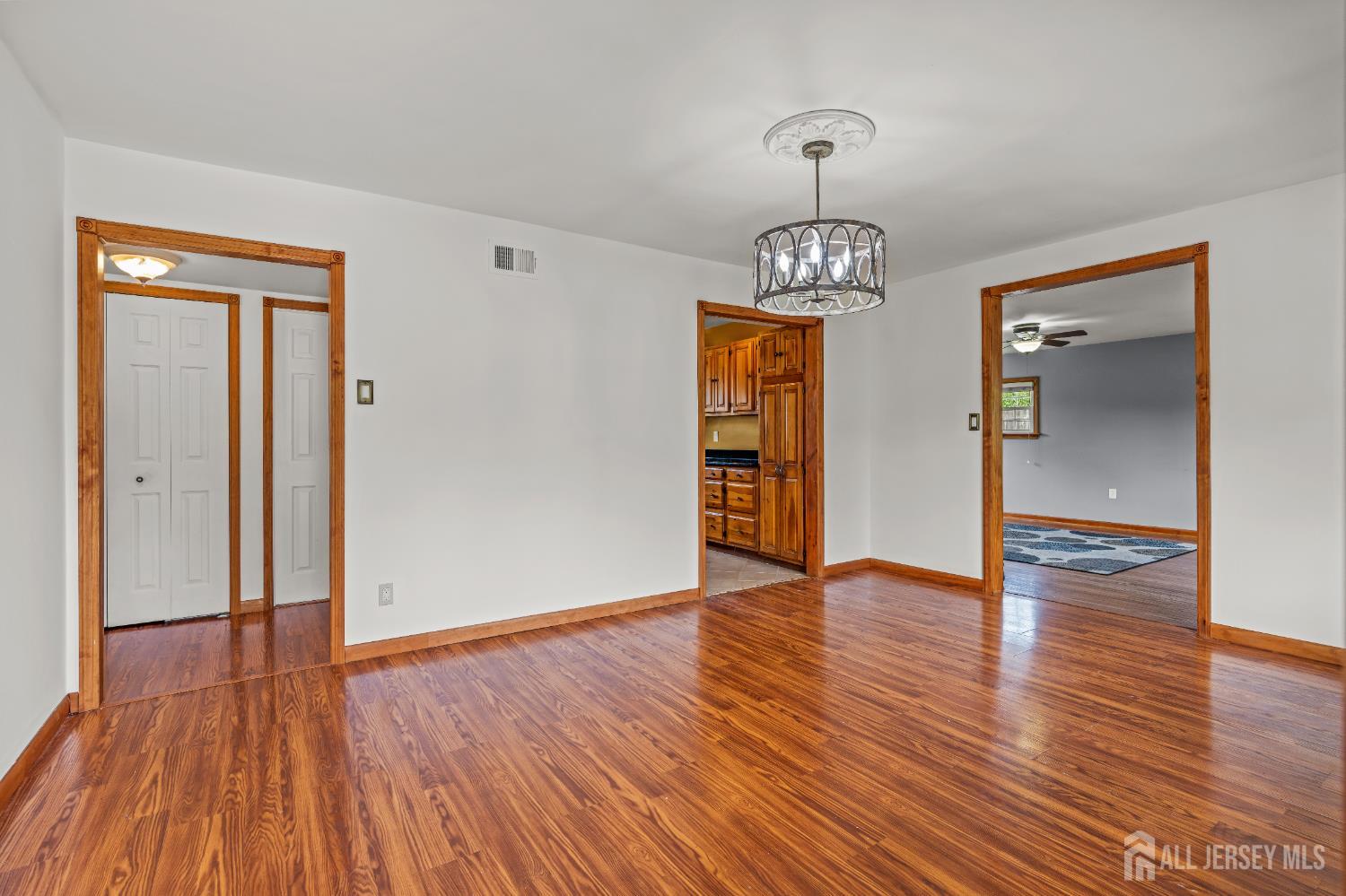 32 Glenville Road, Edison, NJ, 08817 image 9