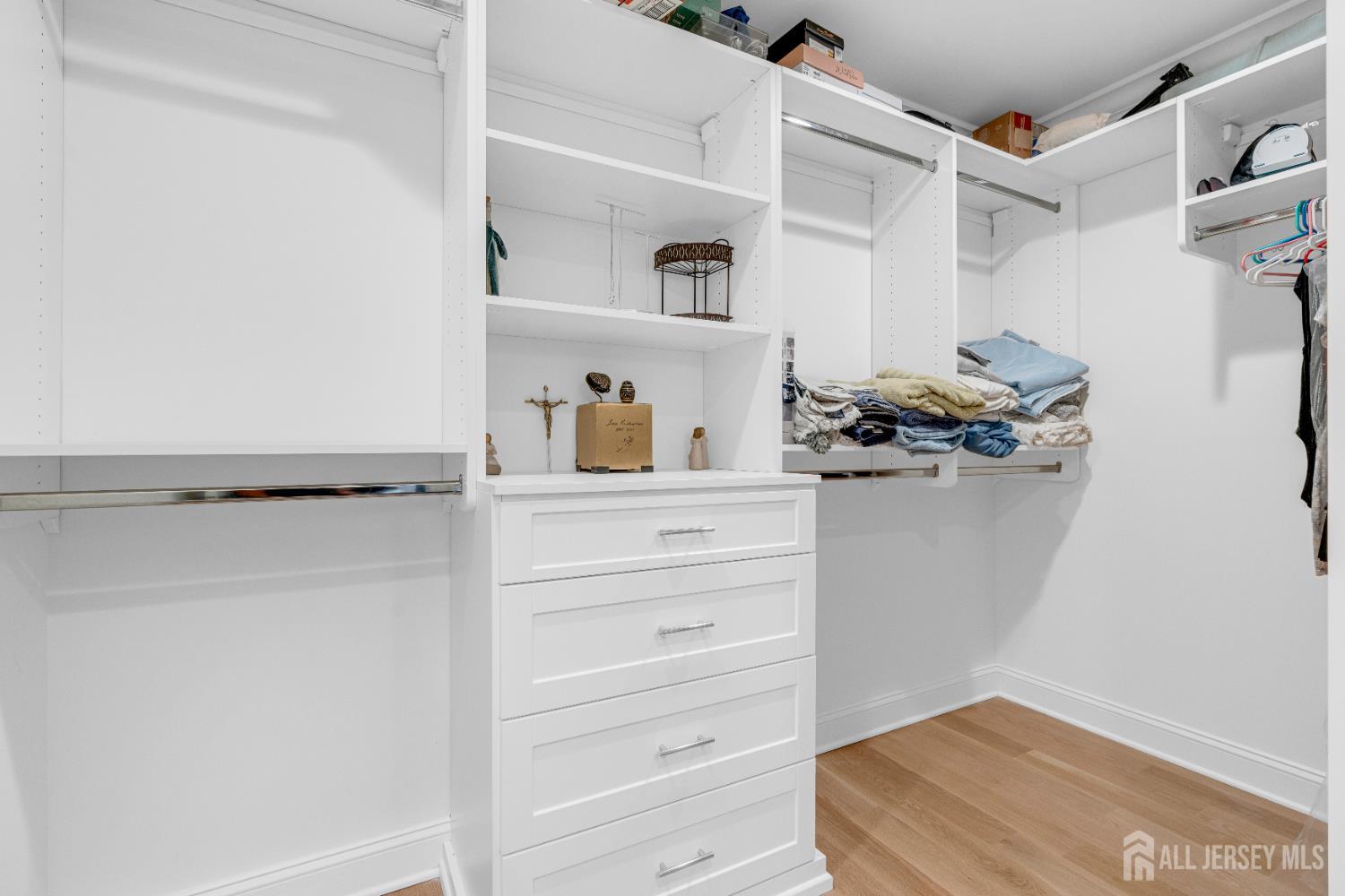40 CAMBRIDGE Road, Edison, NJ, 08817 image 16
