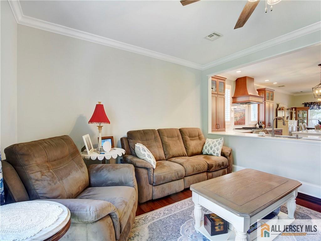 10 Holly Manor Court, Helmetta, NJ, 08828 image 11