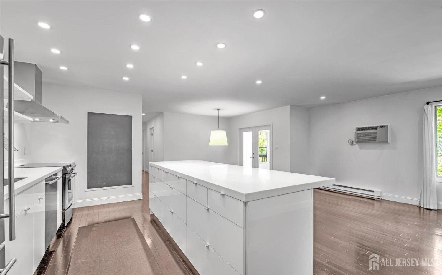 35 Amberly Drive G, Manalapan, NJ, 07726 image 8