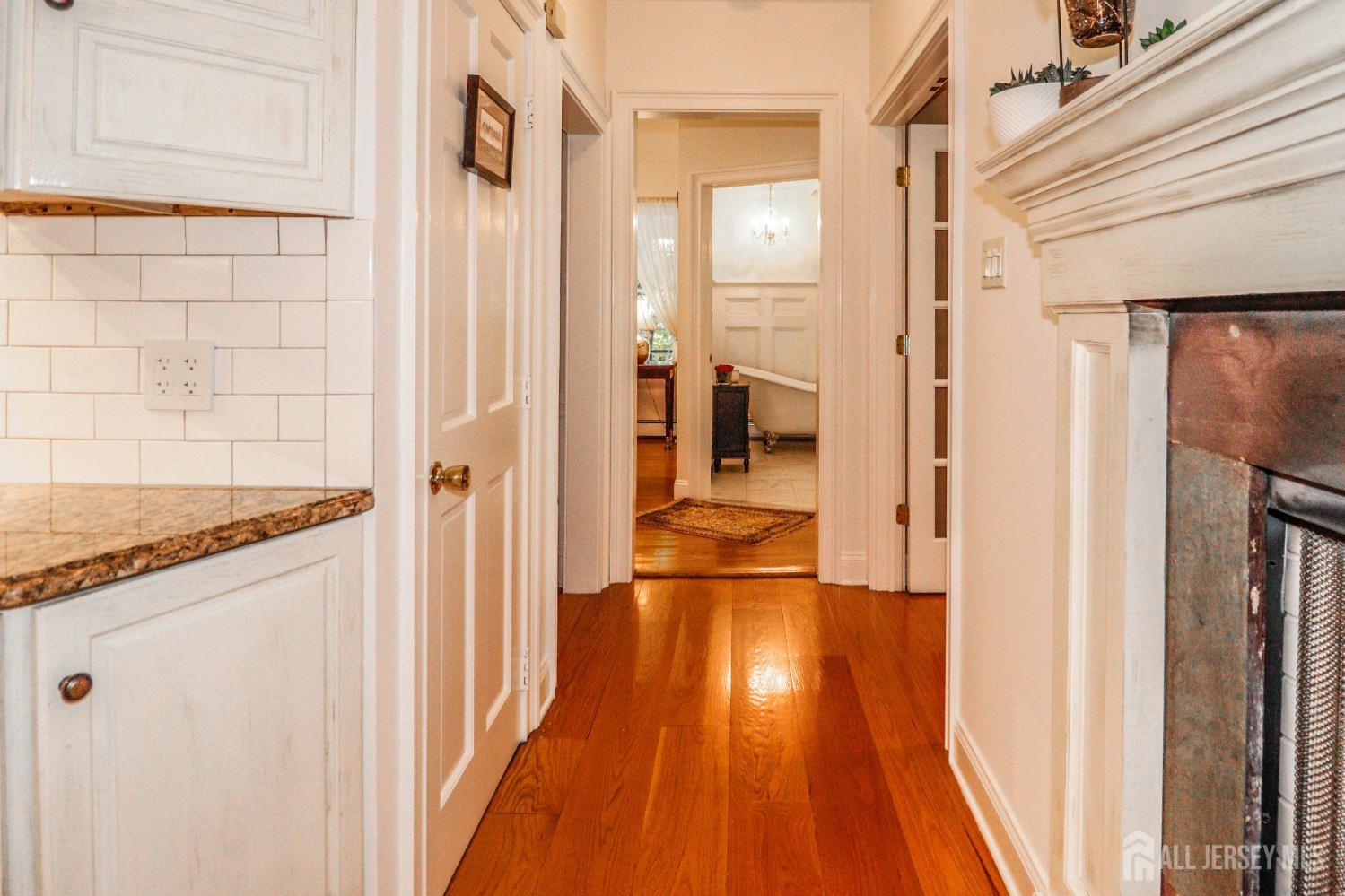 125 Hillside Avenue, Metuchen, NJ, 08840 image 12