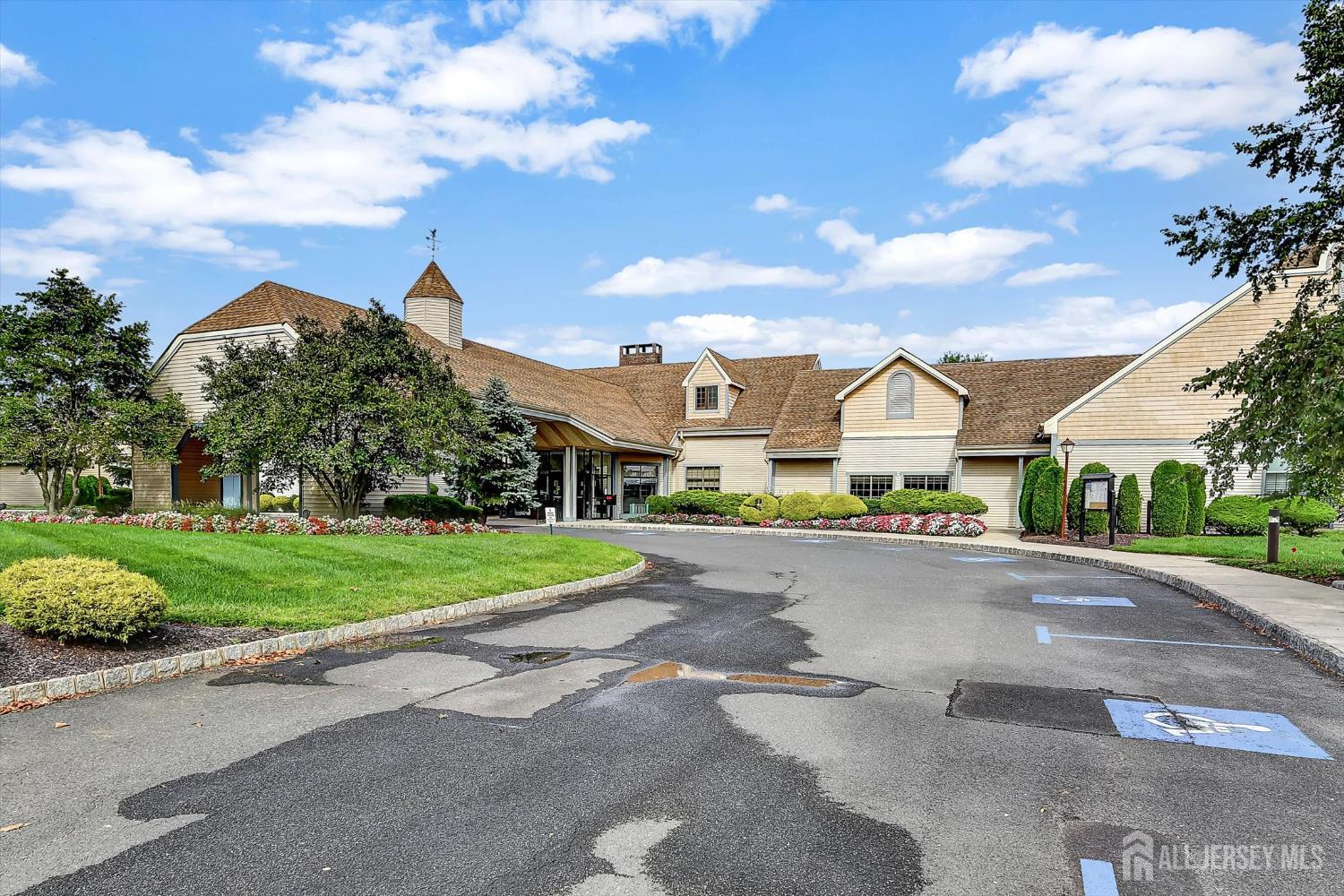 20 John Hancock Drive, Monroe, NJ, 08831 image 25