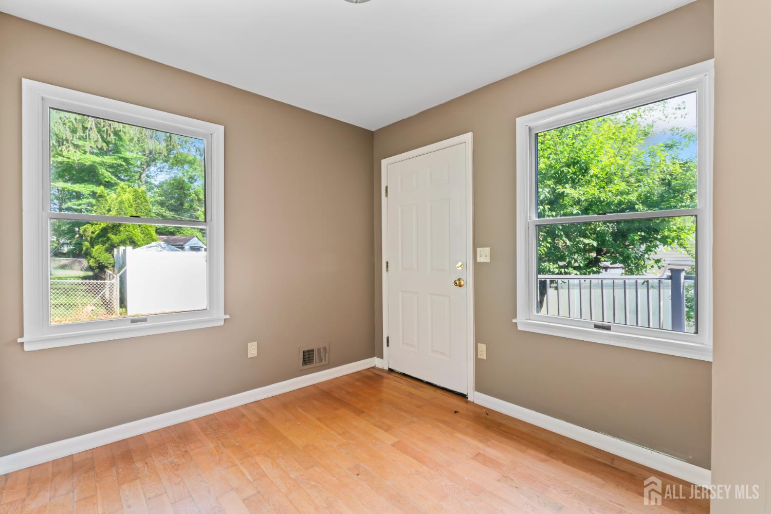 76 9th Street, Middletown, NJ, 07718 image 31