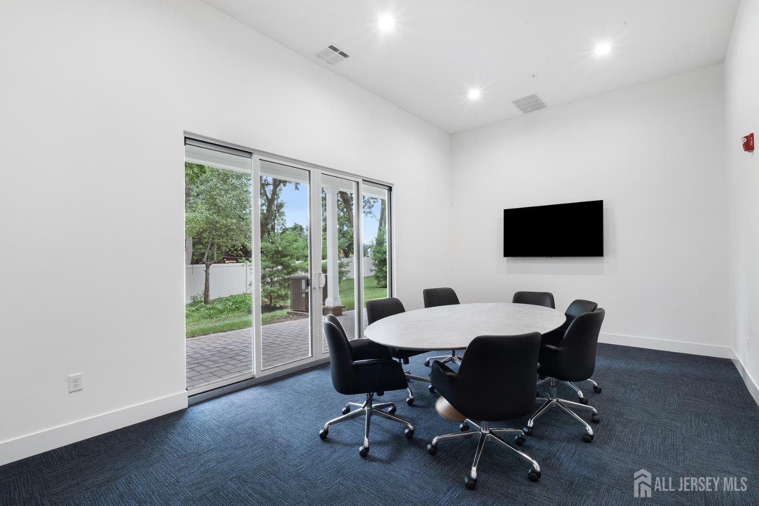 635 Lorhan Drive, Piscataway, NJ, 08854 image 32