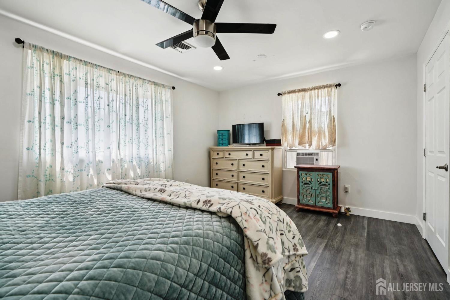 27 George Street, Avenel, NJ, 07001 image 21