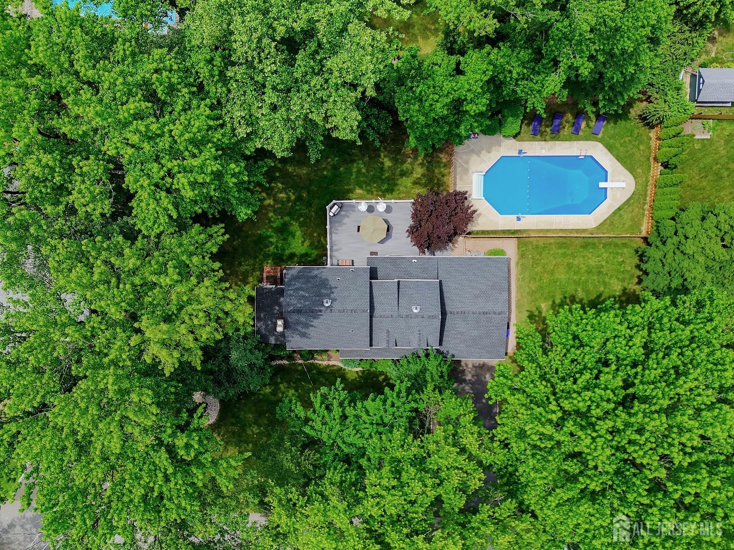 70 Surrey Lane, Woodbridge Proper, NJ, 07067 image 28