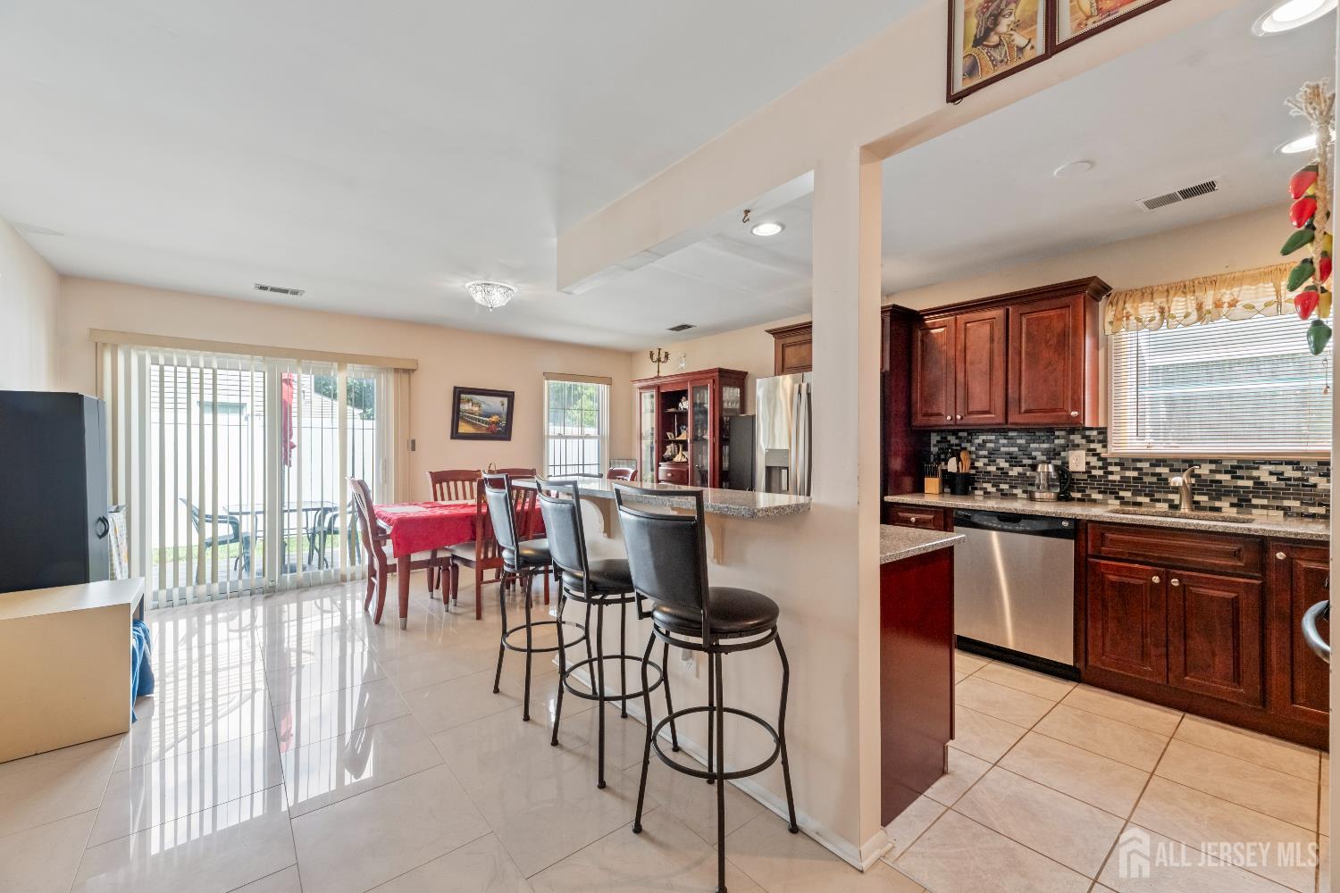 10 Stonewall Drive, Edison, NJ, 08820 image 7