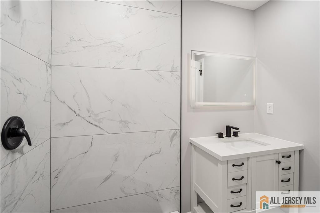 366 Muriel Avenue, Piscataway, NJ, 08854 image 14