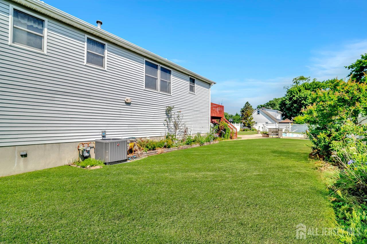 250 Adirondack Avenue, Spotswood, NJ, 08884 image 37