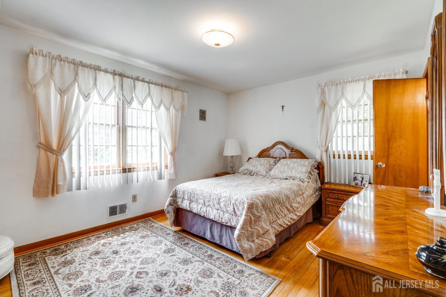 1365 Sioux Road, North Brunswick, NJ, 08902 image 12