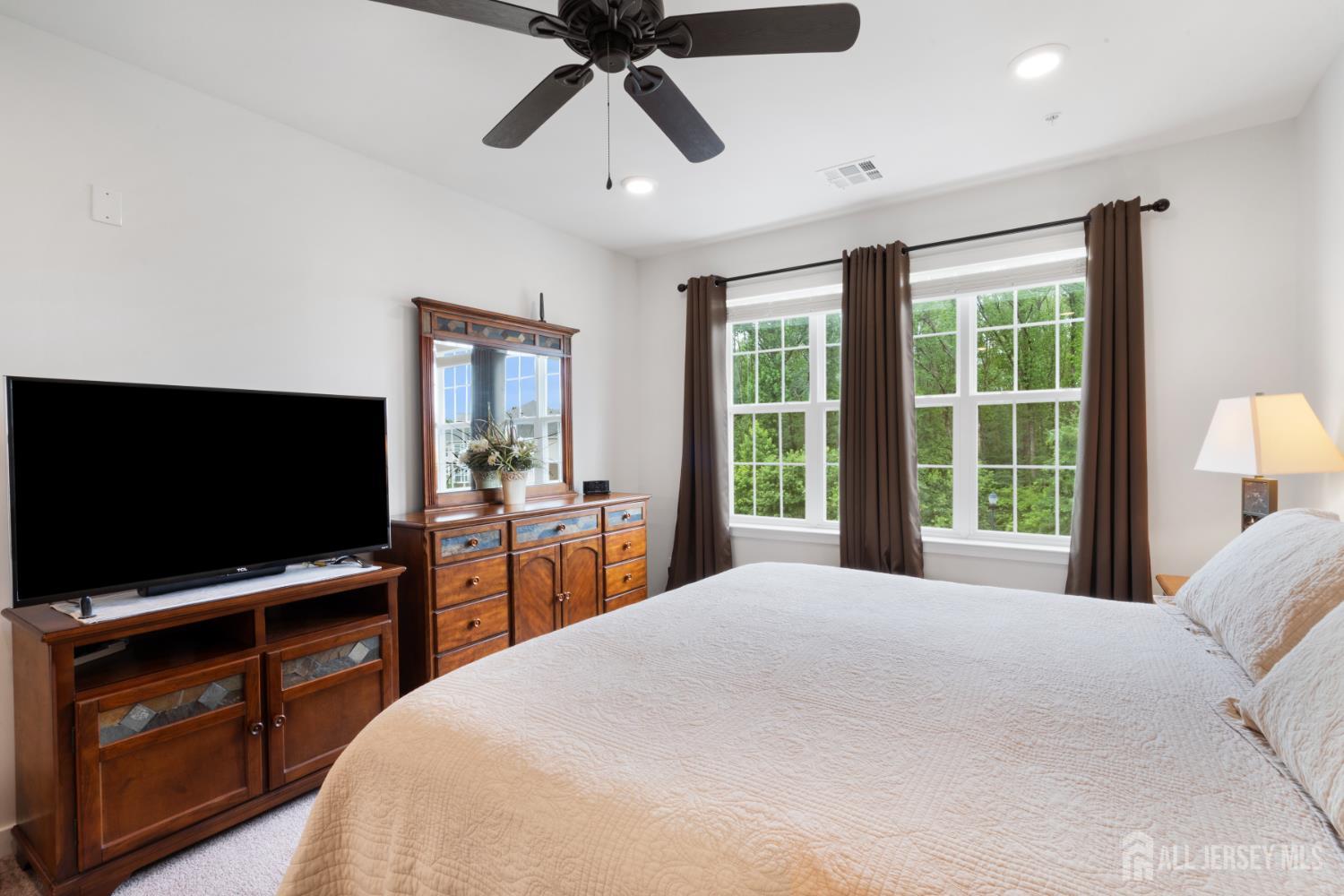 635 Lorhan Drive, Piscataway, NJ, 08854 image 17