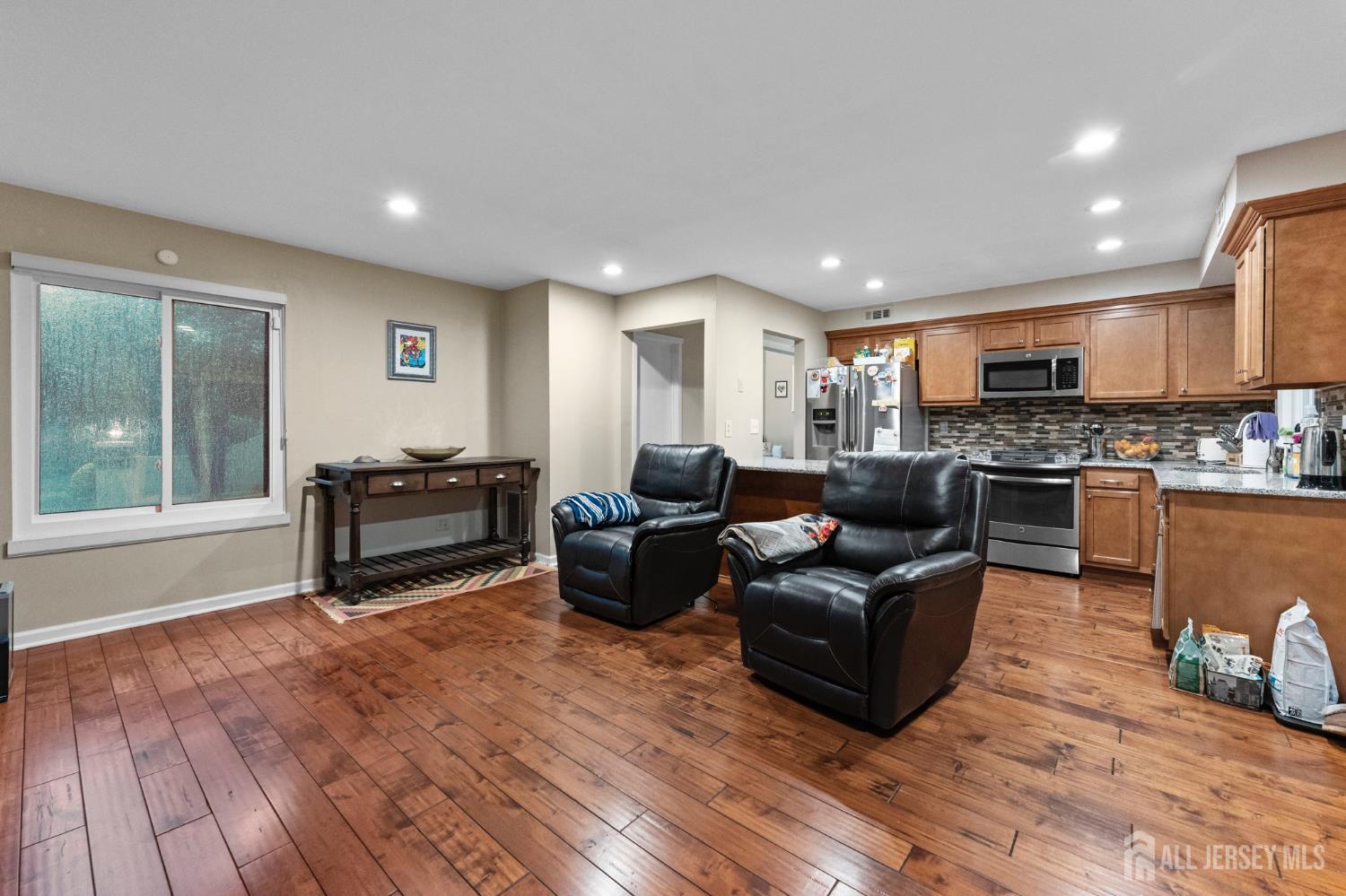 473 E Sayre Drive, Middlesex, NJ, 08540 image 10