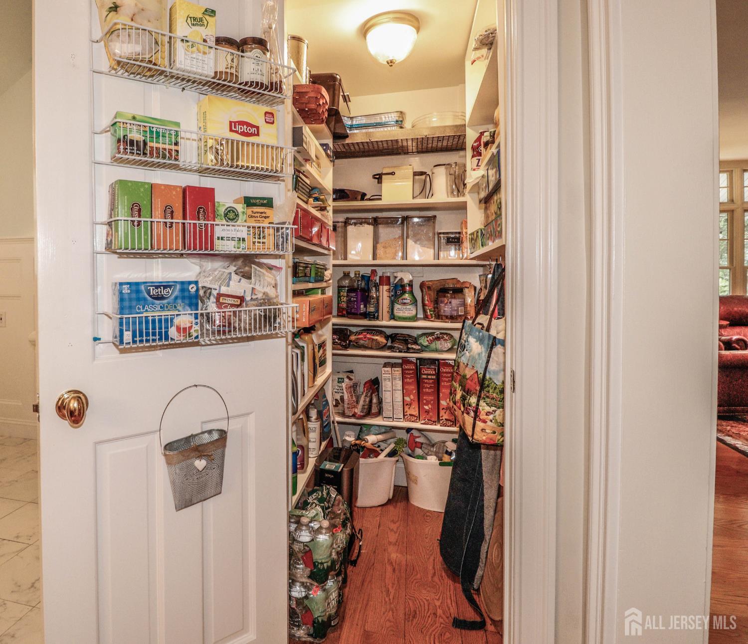 125 Hillside Avenue, Metuchen, NJ, 08840 image 11