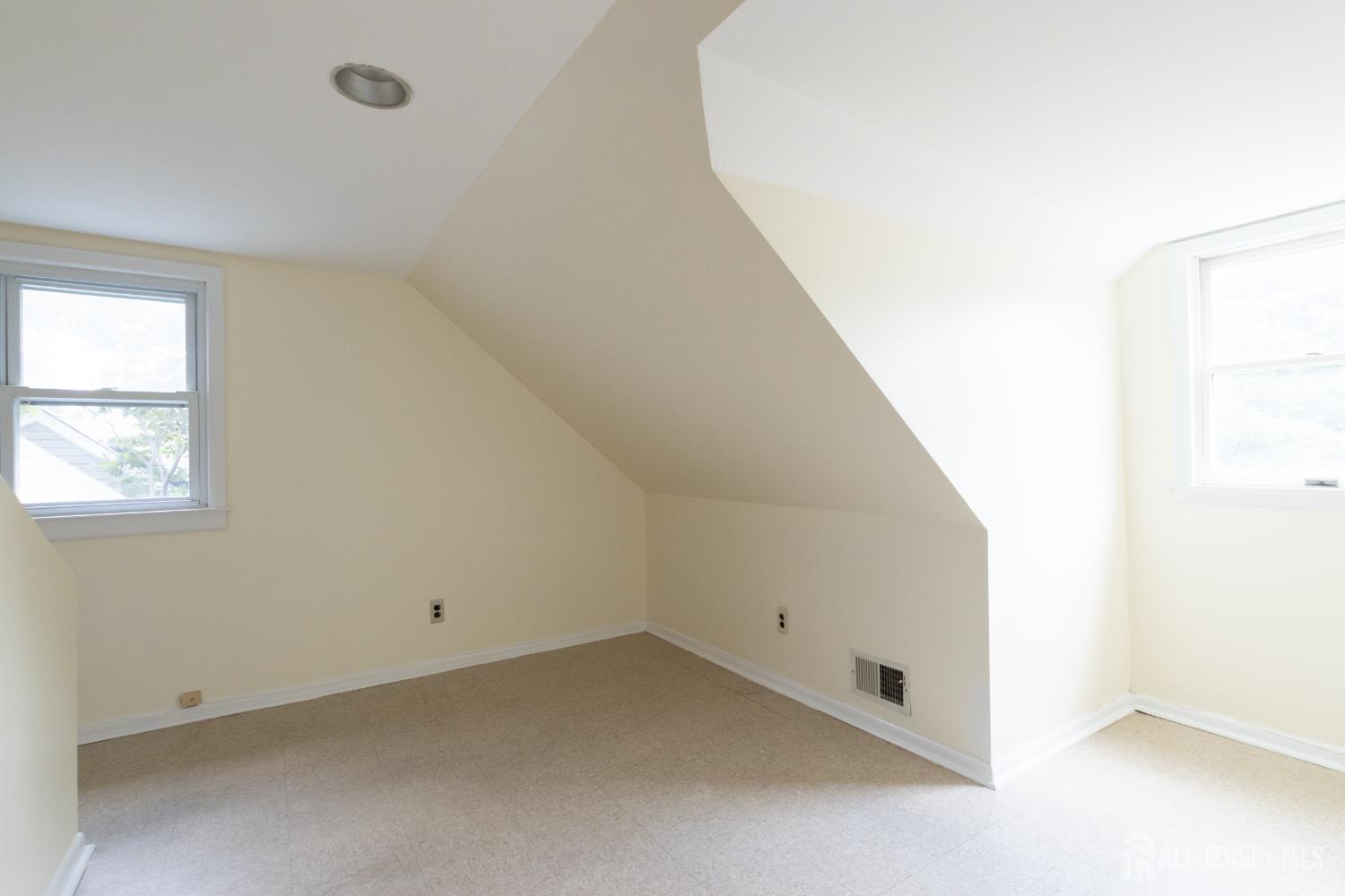1815 S Vauxhall Road, Union Twp, NJ, 07083 image 31