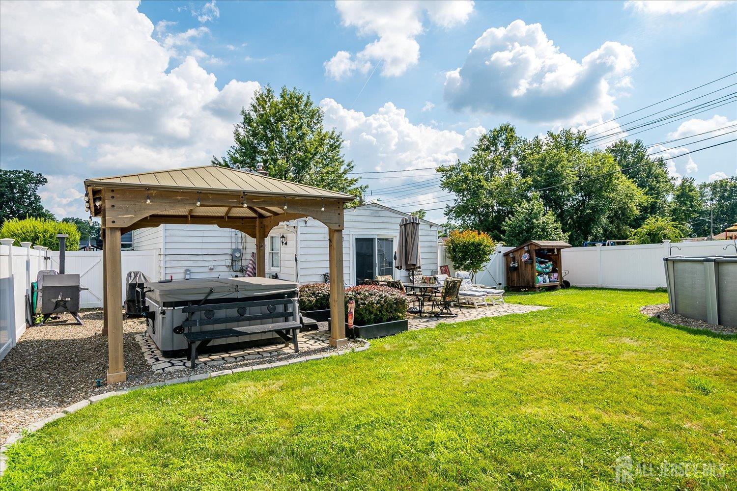 7 Caroline Place, Colonia, NJ, 07067 image 27