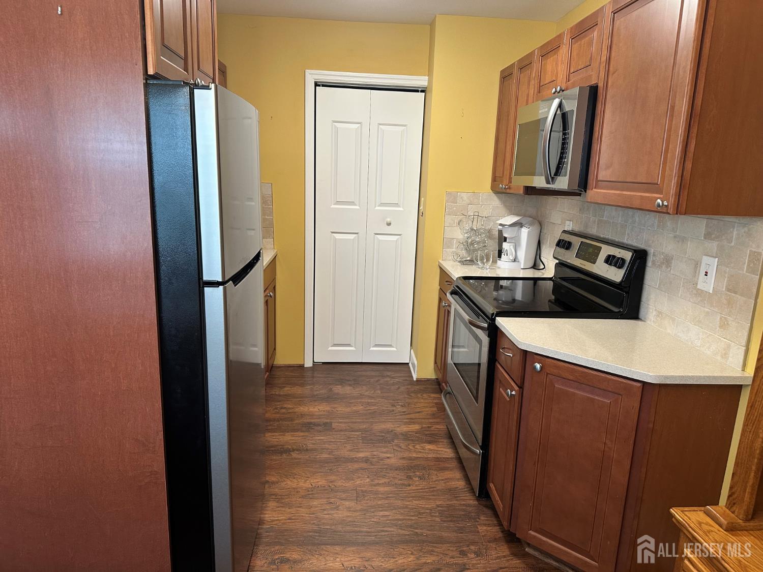 9 Maine Court, Old Bridge, NJ, 07747 image 8