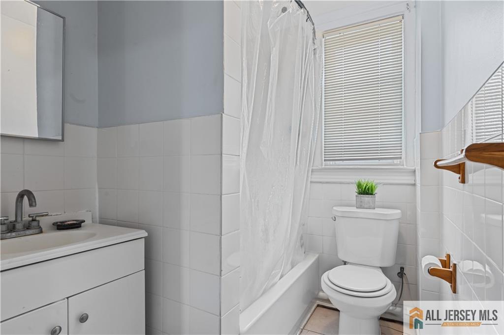 435 Ashley Street, Perth Amboy, NJ, 08861 image 29