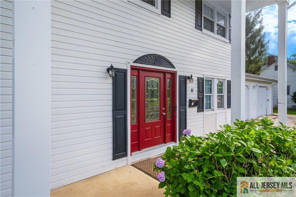11 N Westfield Road Image 3