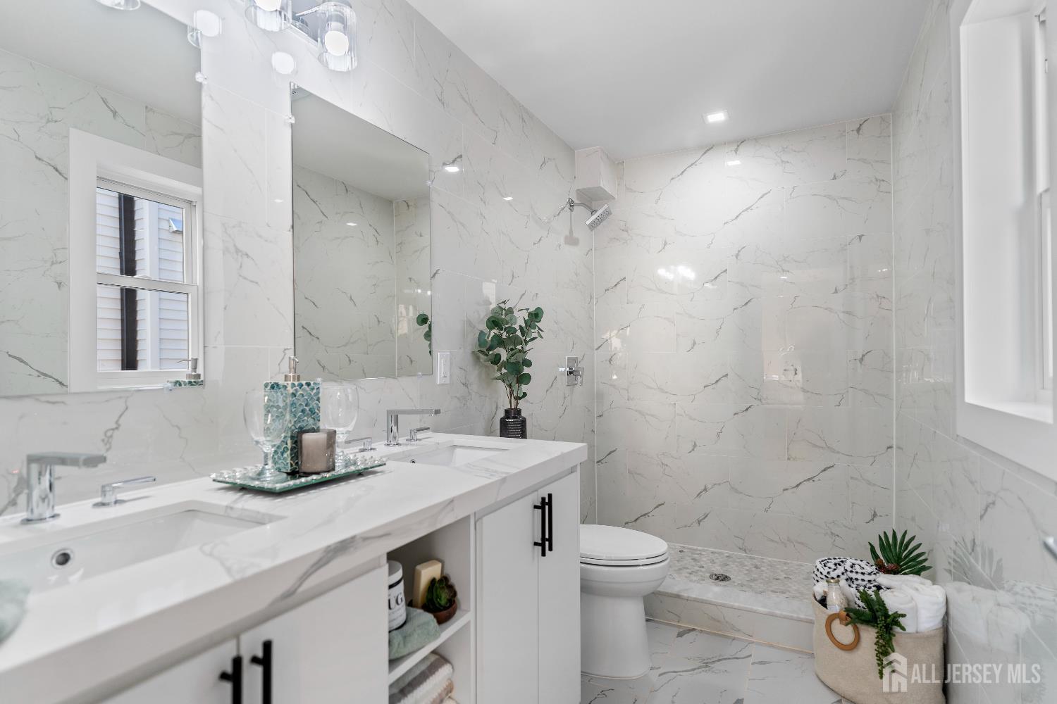 937 Worth Avenue, Linden, NJ, 07036 image 15
