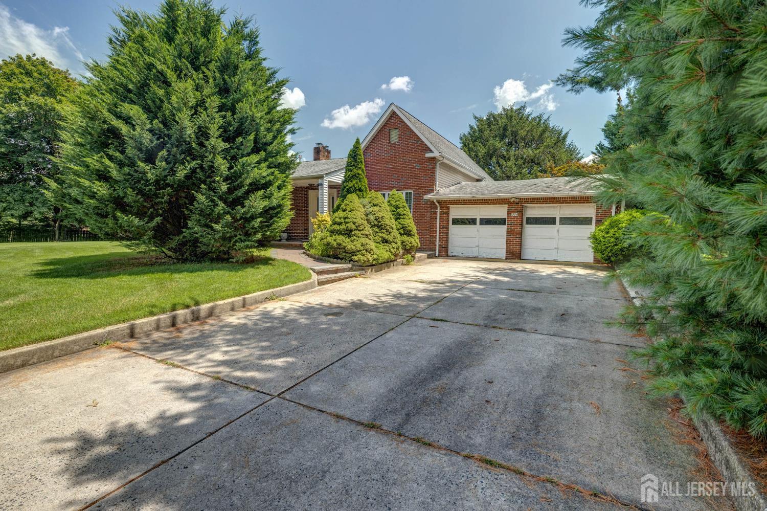 294 Fresh Pond Road, North Brunswick, NJ, 08902