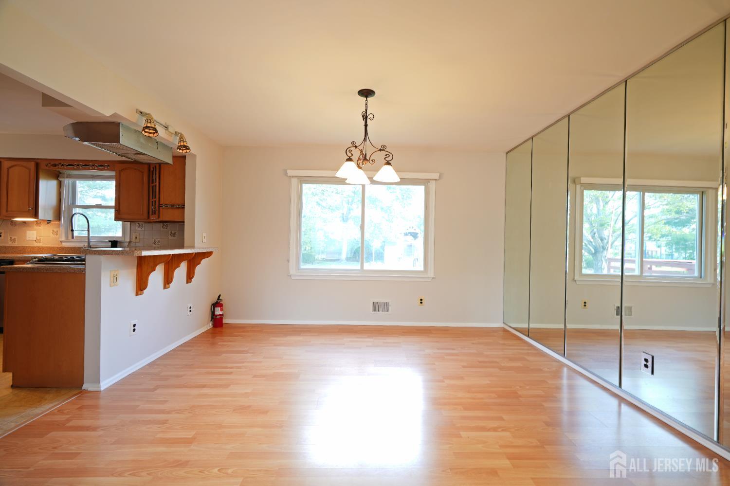19 Wetherhill Way, South Brunswick, NJ, 08810 image 8