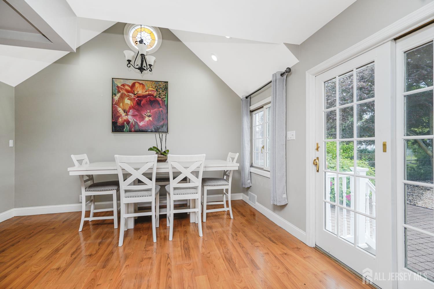 45 Kenwood Terrace Image 5