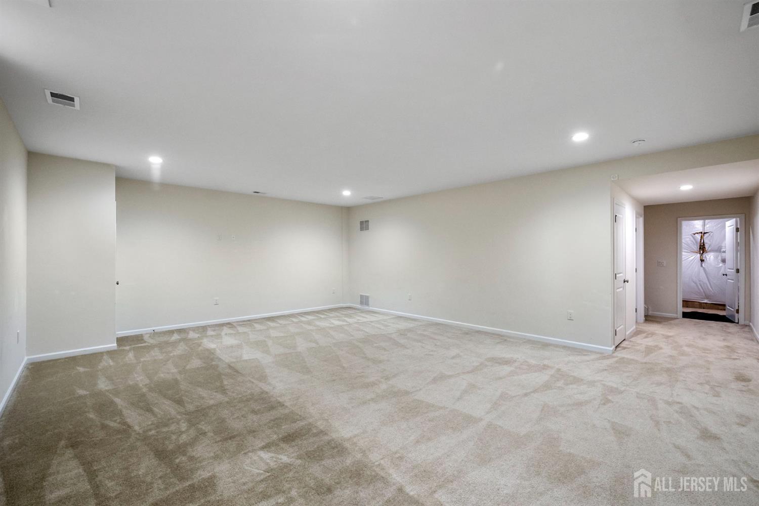 30 Clover Lane, Monroe, NJ, 08831 image 38
