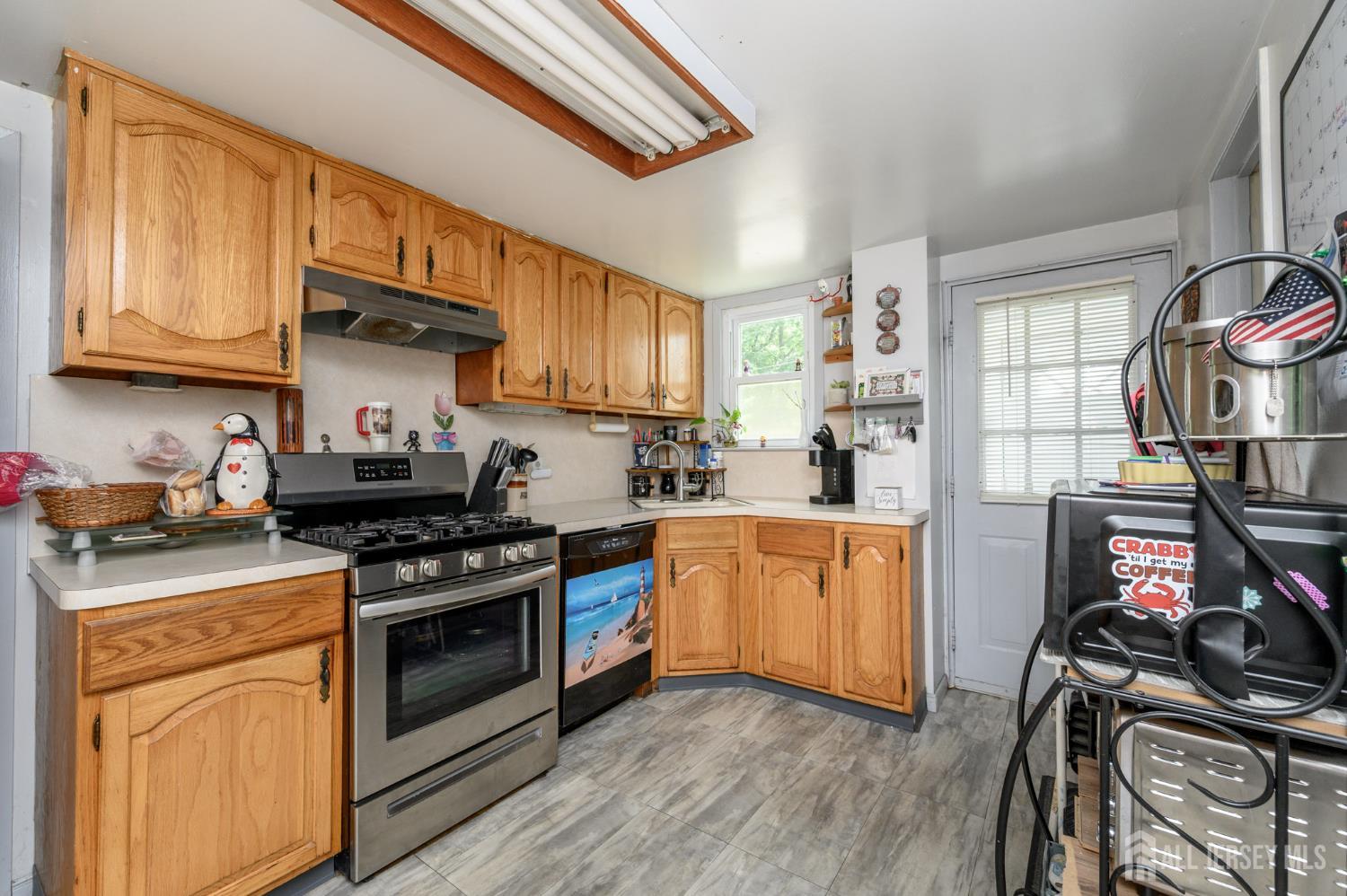 1650 Holly Road, North Brunswick, NJ, 08902 image 12