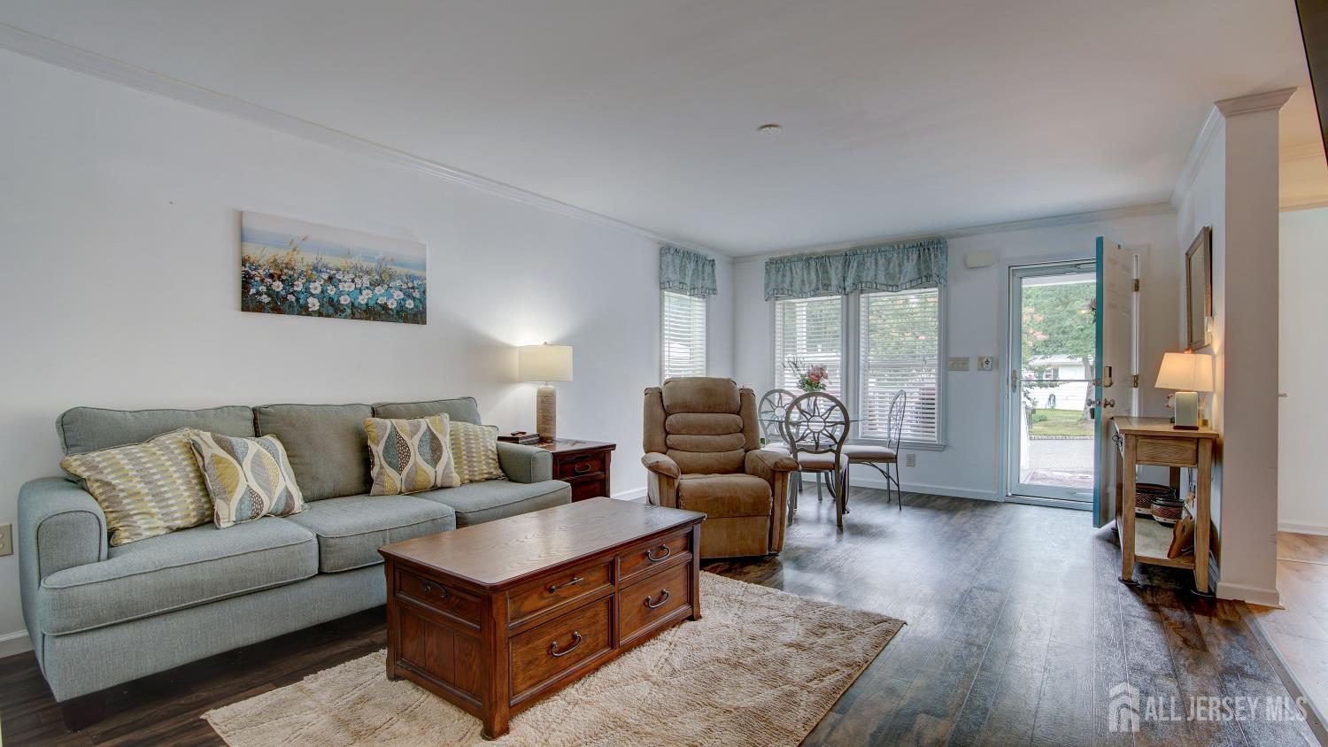 287 Woods Edge Court, Spotswood, NJ, 08884 image 12
