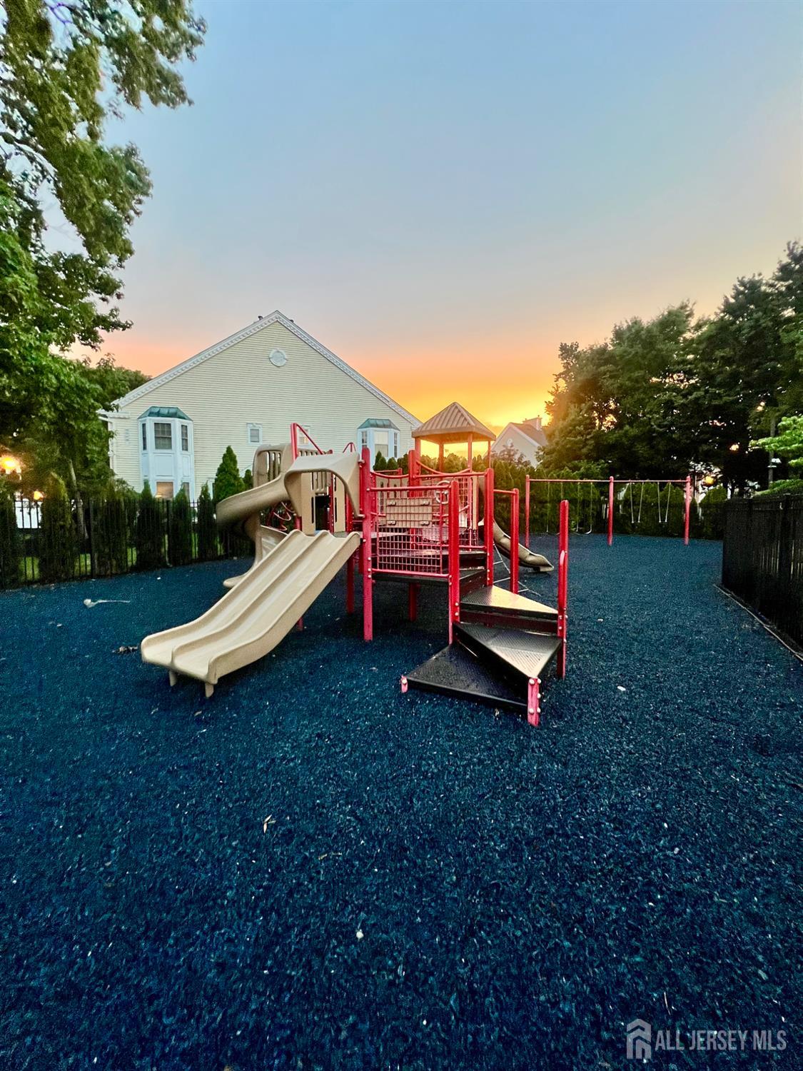 37 Albury Way, North Brunswick, NJ, 08902 image 35