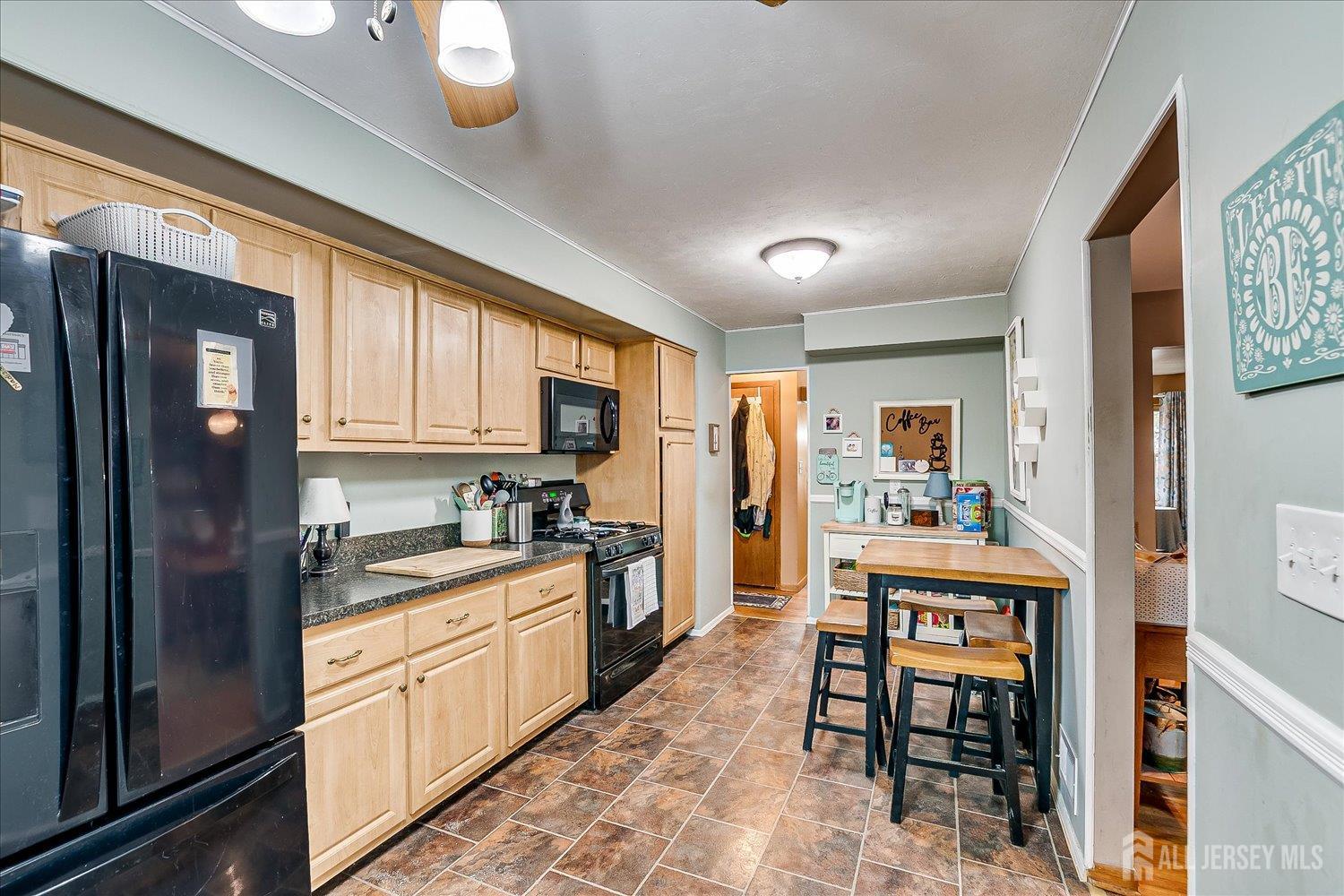 20 Market Street, Edison, NJ, 08817 image 18