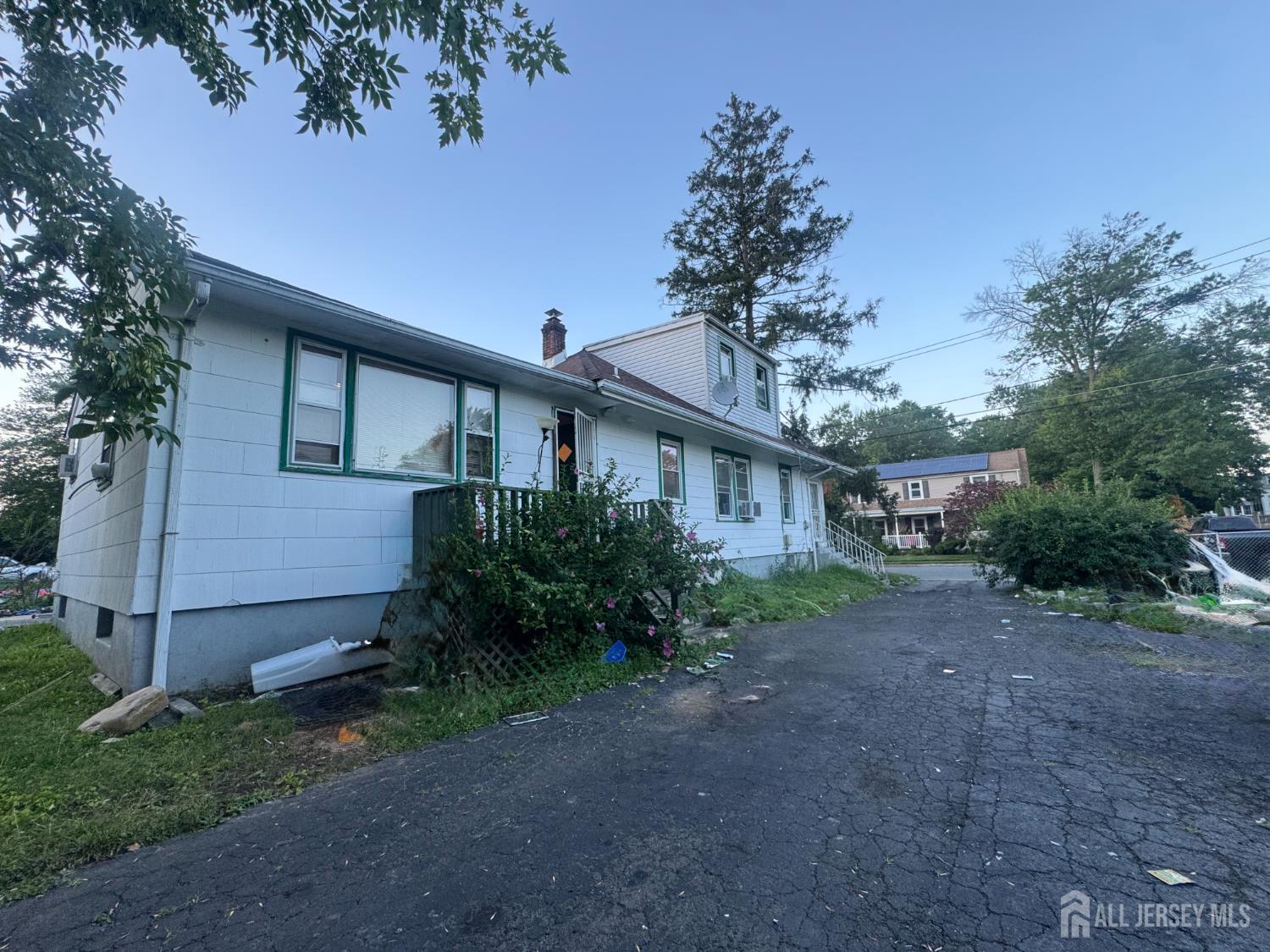 117 Browning Avenue Image 4