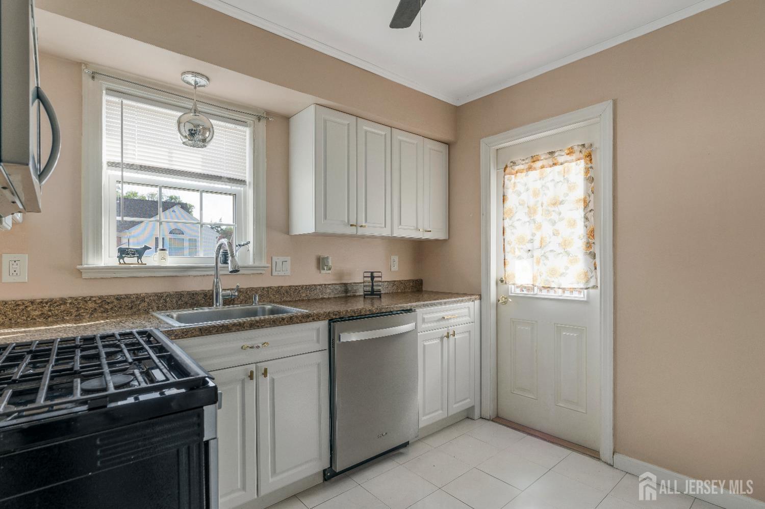 324 Greene Avenue, Middlesex, NJ, 08846 image 12