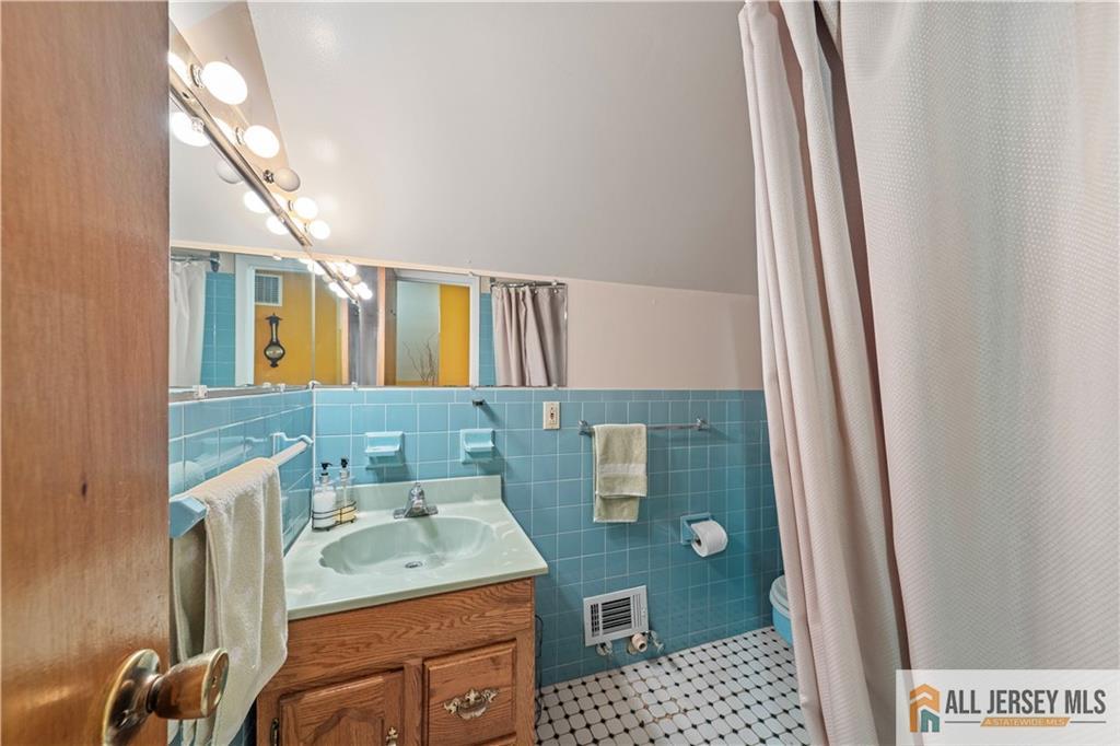 41 Jonathan Drive, Edison, NJ, 08820 image 26