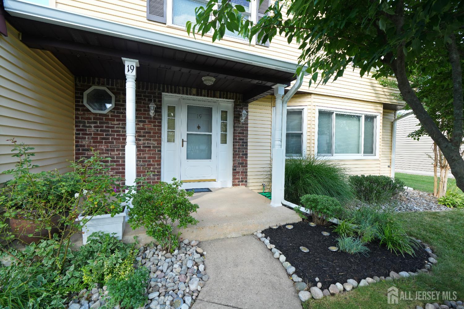 19 Wetherhill Way Image 3