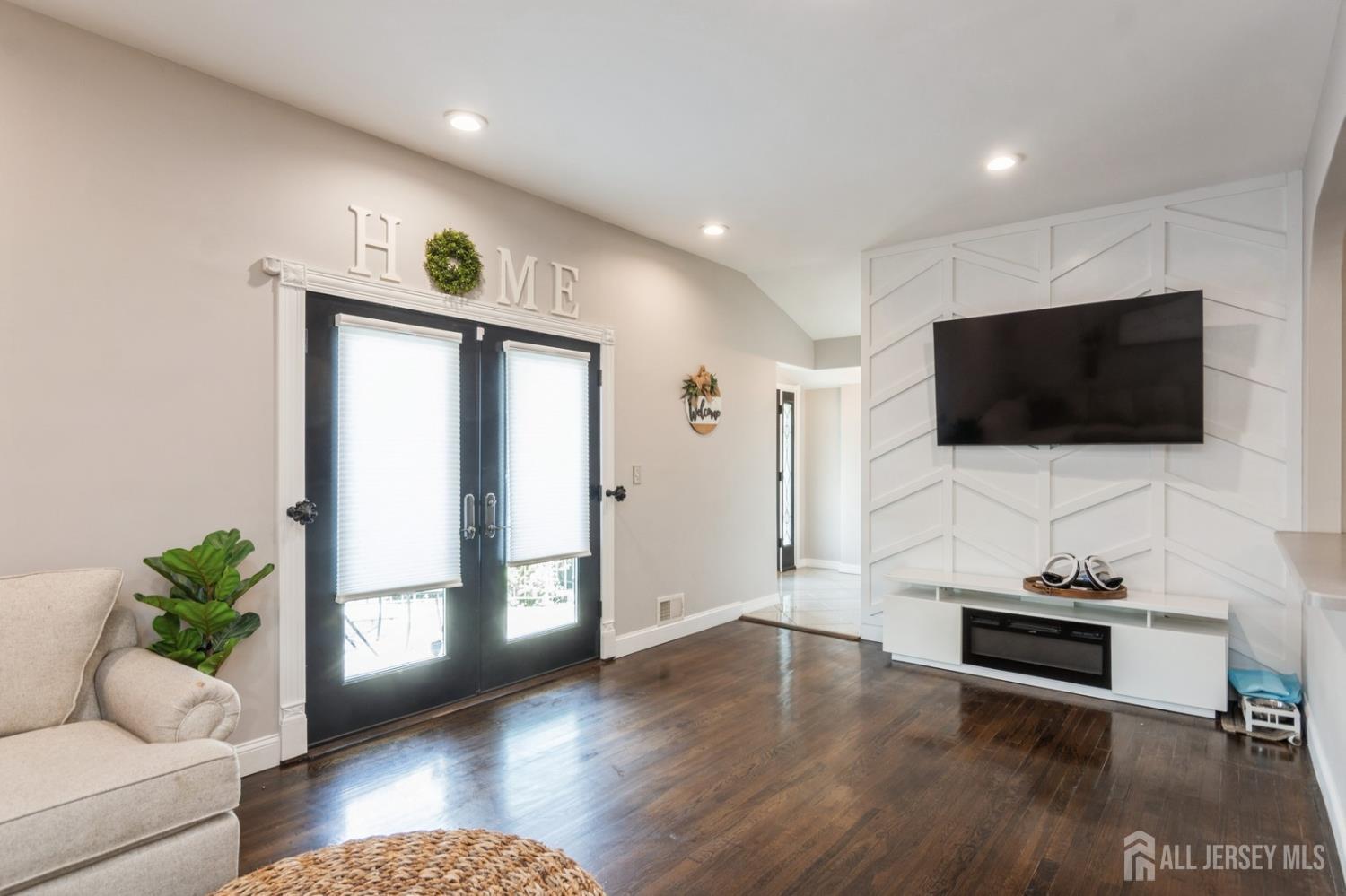 70 Woodshore W, Old Bridge, NJ, 07735 image 8