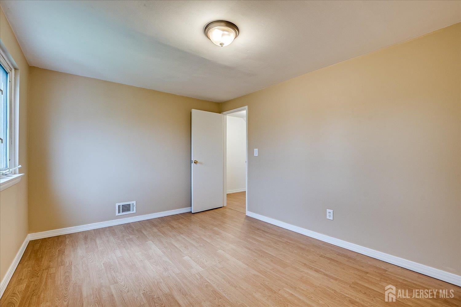 9 Lovely Drive, South Amboy, NJ, 08879 image 27