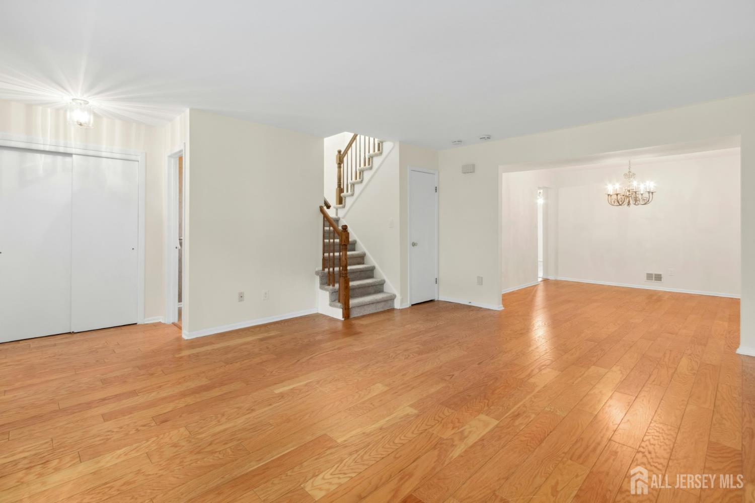 7 Tisbury Court, Scotch Plains, NJ, 07076 image 6