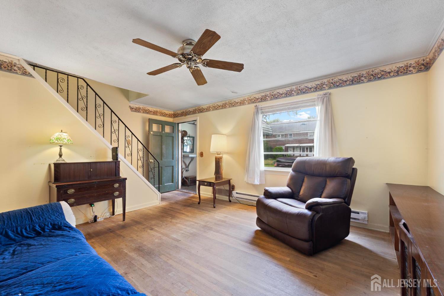 730 Linden Avenue Image 4