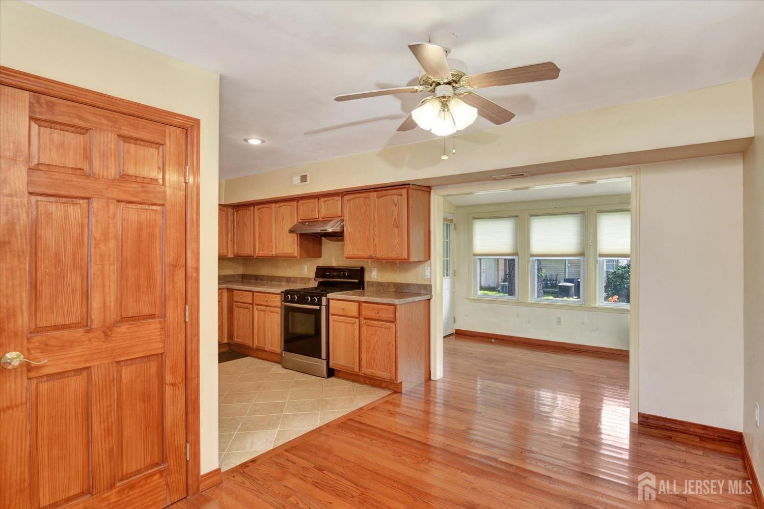 2 Maine Court B, Old Bridge, NJ, 07747 image 12