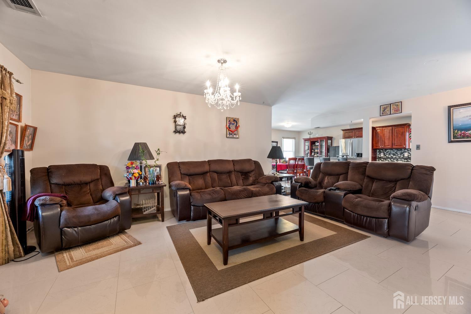 10 Stonewall Drive Image 4