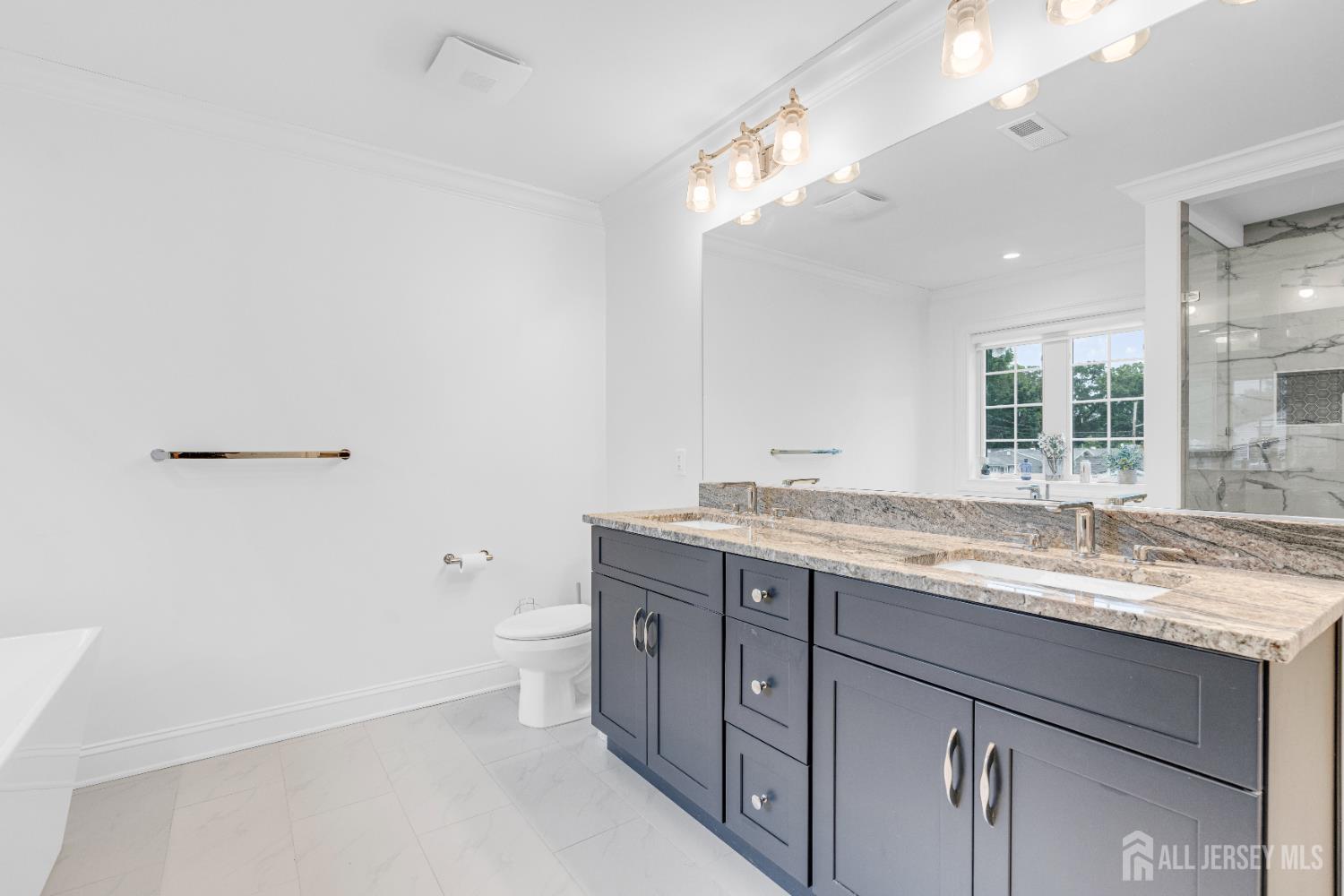 40 CAMBRIDGE Road, Edison, NJ, 08817 image 19