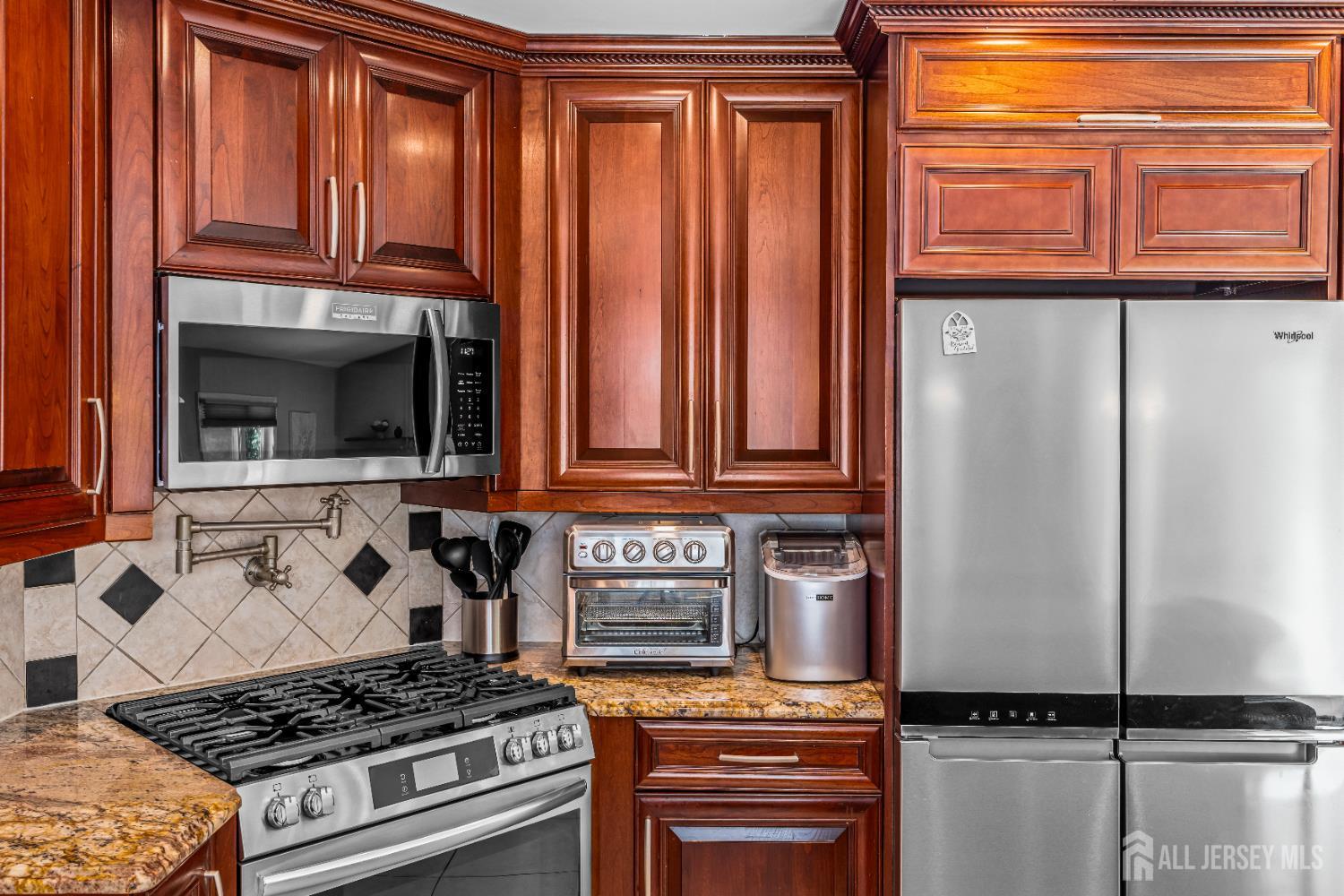 6 Juniper Court, Old Bridge, NJ, 08857 image 24