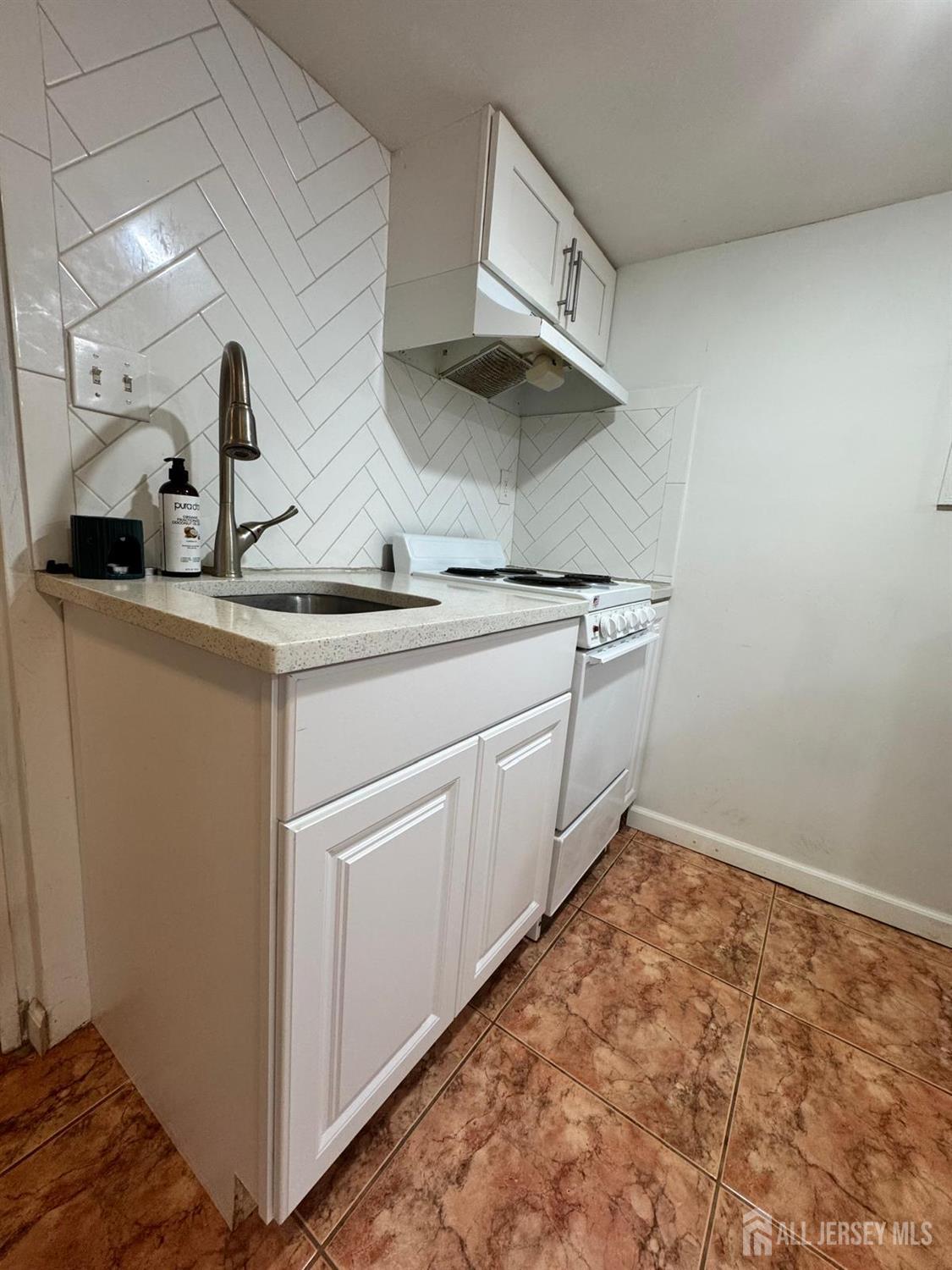 106 Summit Street, East Orange, NJ, 07017 image 25