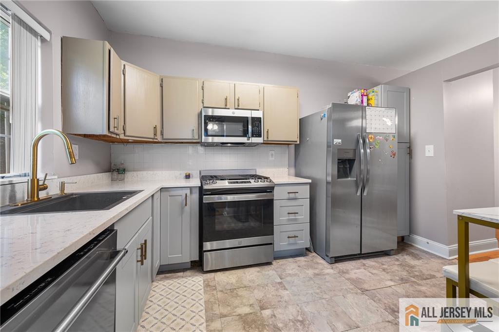 4301 Bayberry Court, Middlesex, NJ, 08852 image 10