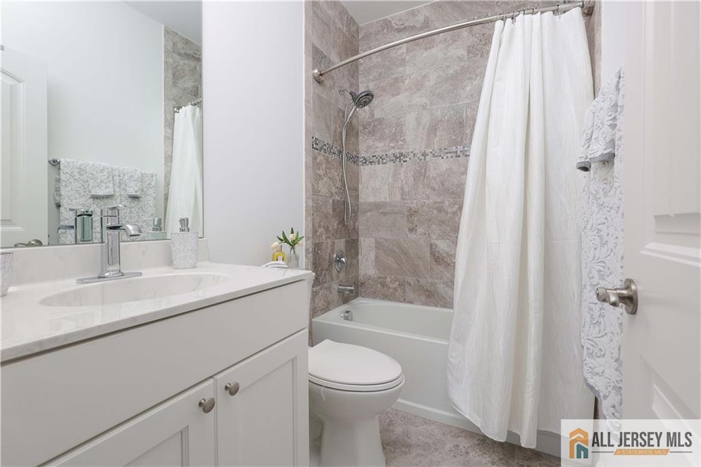 156 Grabowski Drive, Sayreville, NJ, 08859 image 19