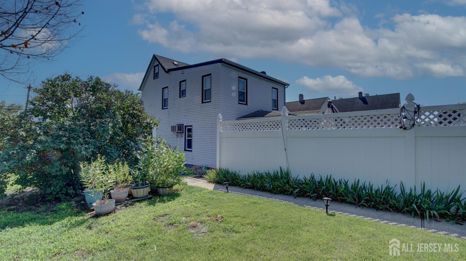 110 N Pine Avenue, South Amboy, NJ, 08879 image 23