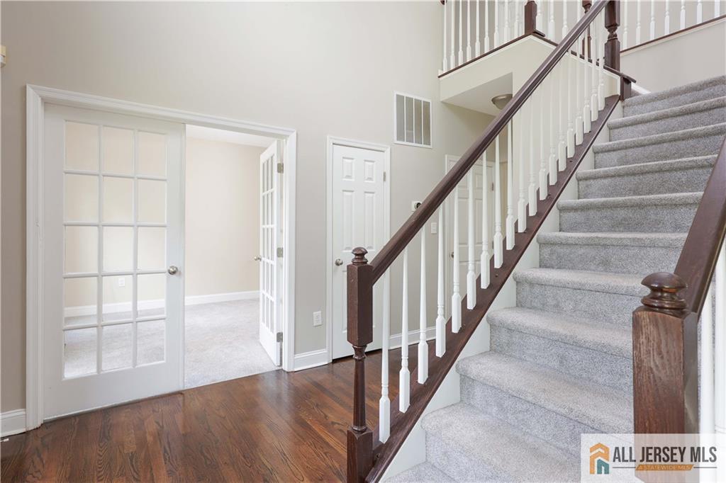 6 Westbury Court Image 3